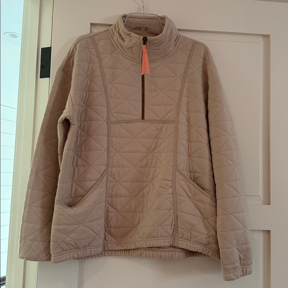 Avalanche quarter zip beige sweatshirt polyester and spandex